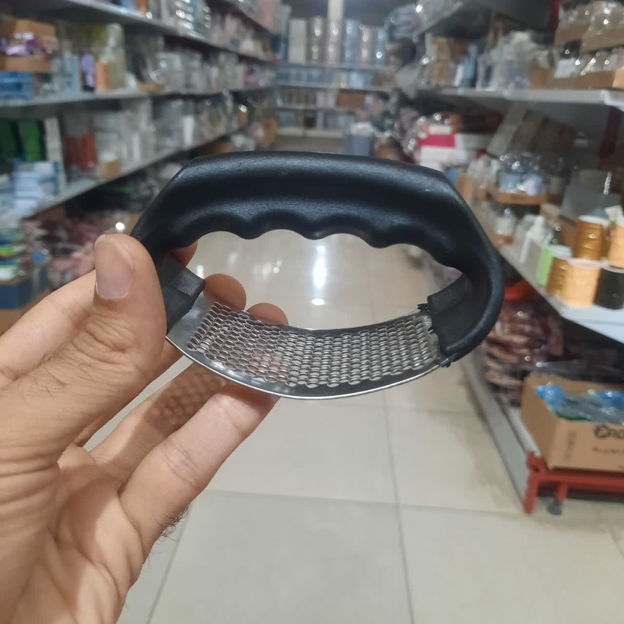 سیر له کن مشتی یا غلطکی