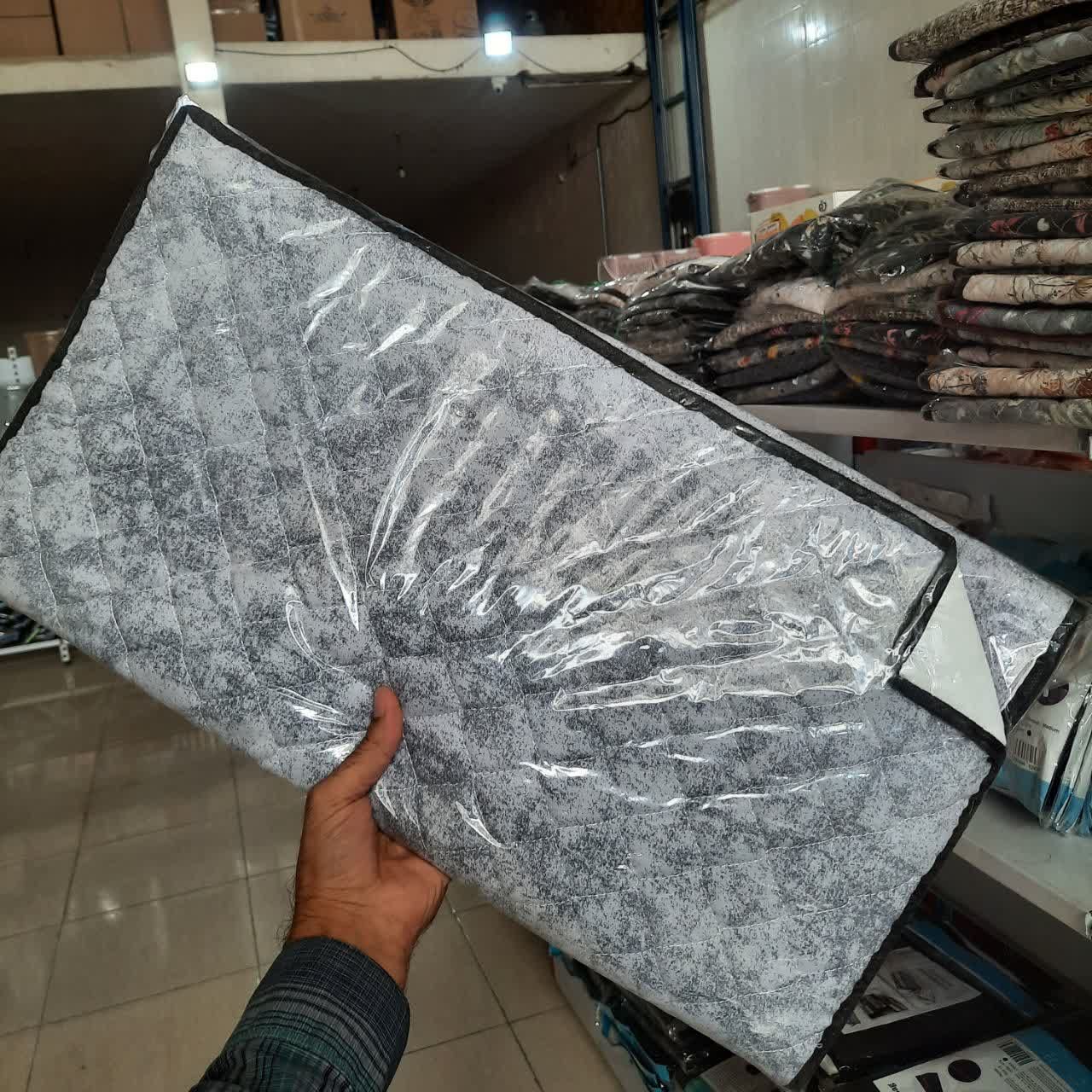 نمگیر پشت سفره آوین ۱۰۶ در ۵۸